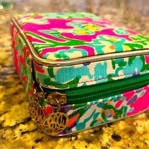 Lilly Pulitzer Pop Pink Southern Charm Jewelry Case